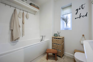 Photo 18- click for photo gallery